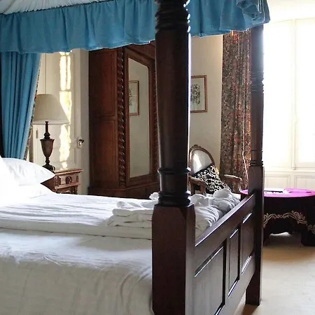 Guest house Chateau De Montet *