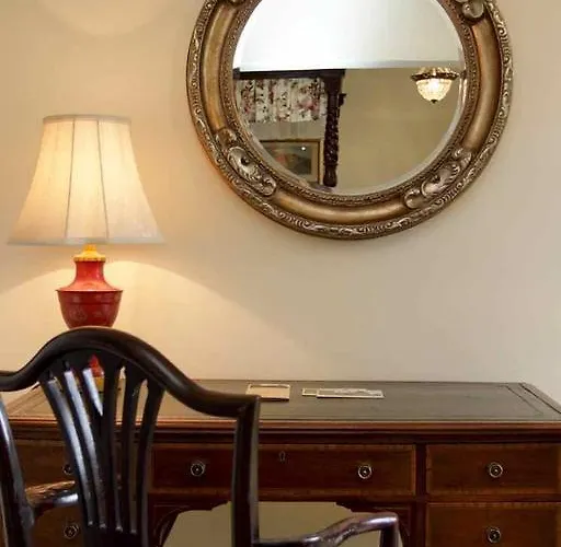 Chateau De Montet Maison d'hôtes Petit-Bersac